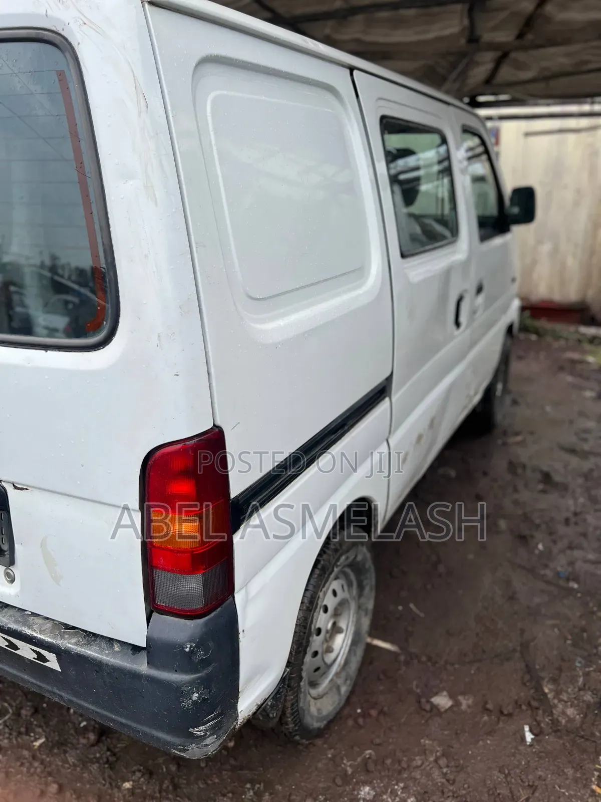 Suzuki Super Carry 2000 White