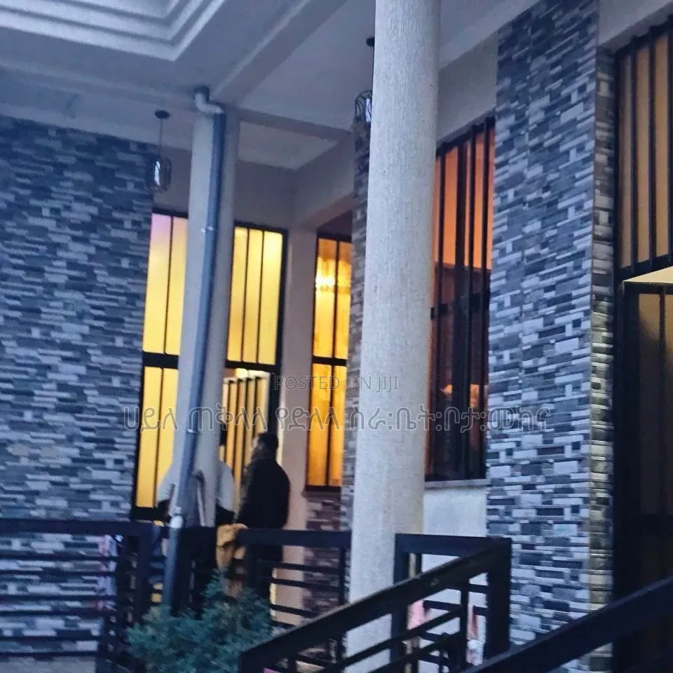 Furnished 5bdrm Villa in ለገጣፎ አካቢቢ, Oromia-Finfinne for sale