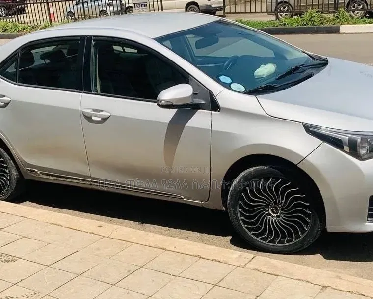 Toyota Corolla 2014 Purple