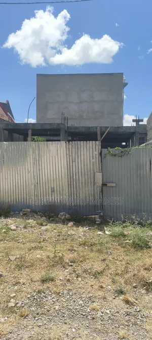 10bdrm Townhouse/Terrace in Dukem Bishoftu, East Shewa for sale