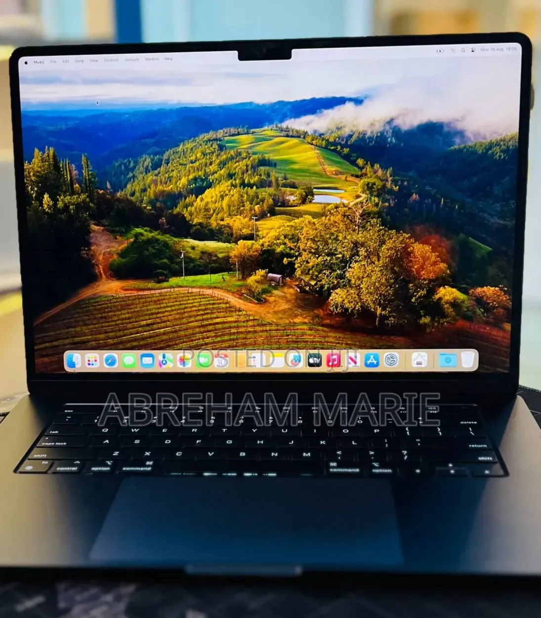 New Laptop Apple MacBook Air 2024 M3 8GB Apple M3 SSD 256GB