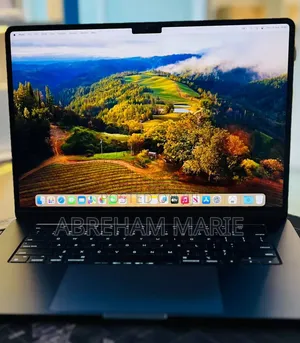 New Laptop Apple MacBook Air 2024 M3 8GB Apple M3 SSD 256GB