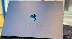 New Laptop Apple MacBook Air 2024 M3 8GB Apple M3 SSD 256GB