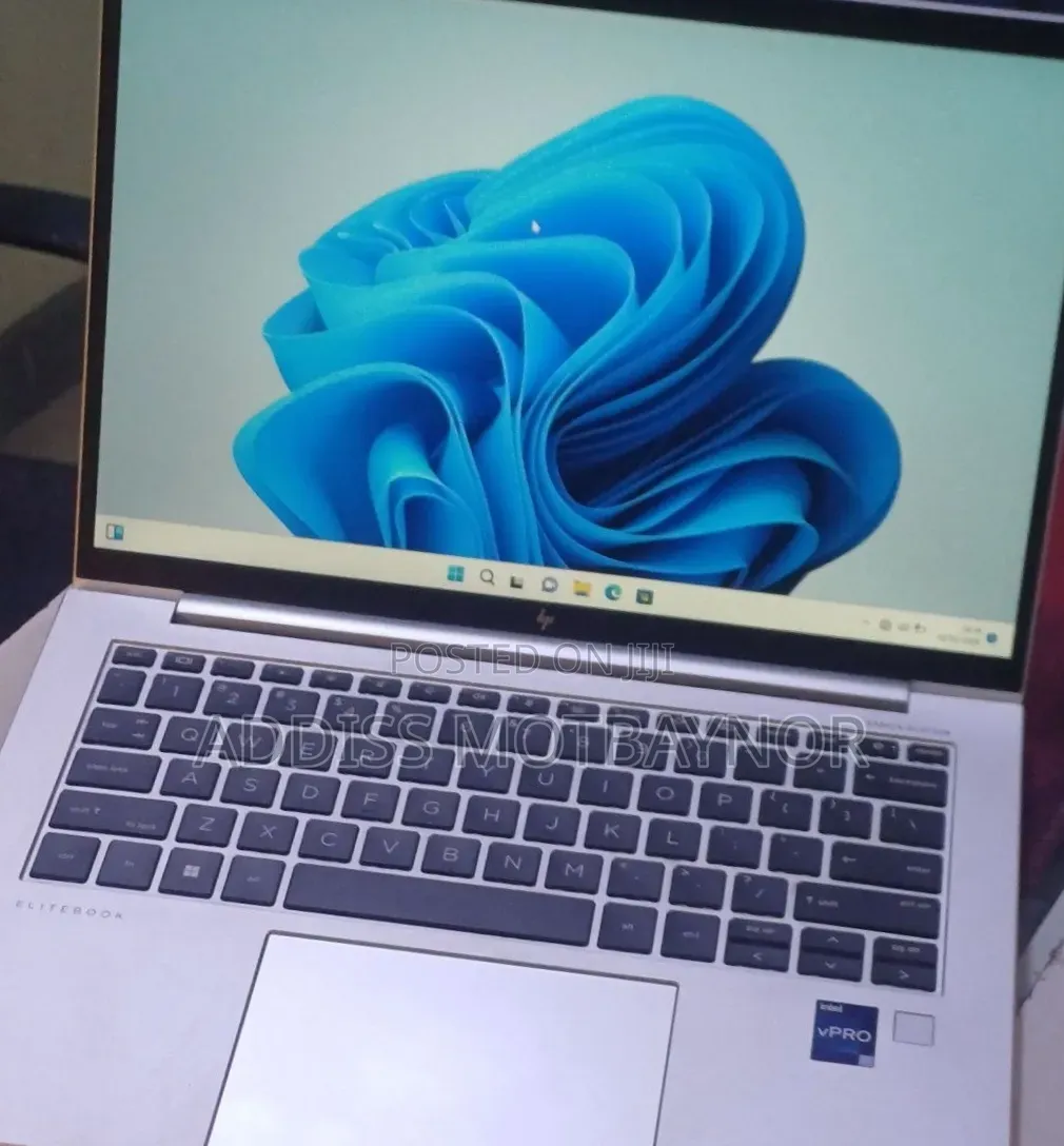 New Laptop HP EliteBook 840 16GB Intel Core Ultra 5 SSD 512GB