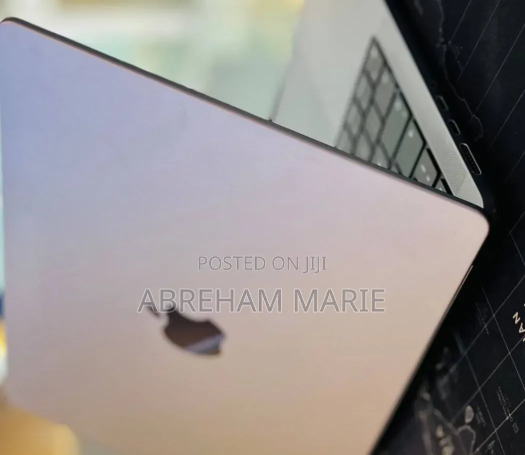New Laptop Apple MacBook Pro 2021 M1 16GB Apple M1 Pro SSD 512GB