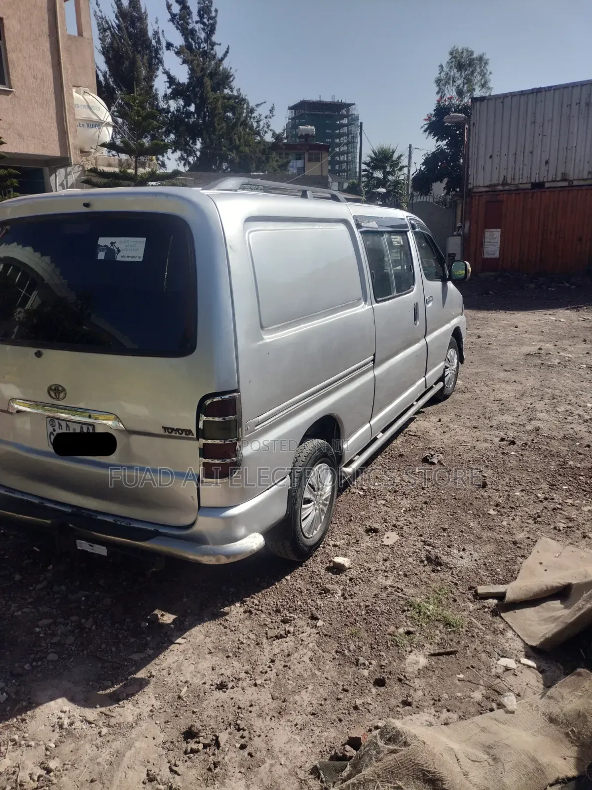 Toyota Grand HiAce G X Edition 3.0 Diesel Turbo RWD 8-Seater 2002