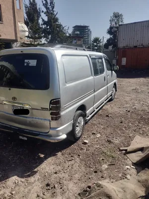 Toyota Grand HiAce G X Edition 3.0 Diesel Turbo RWD 8-Seater 2002