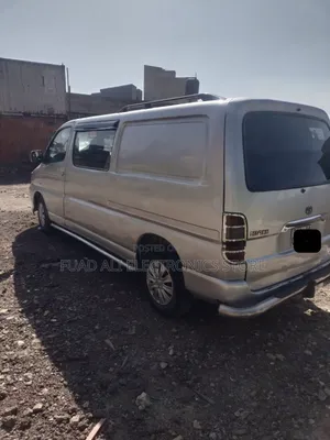 Toyota Grand HiAce G X Edition 3.0 Diesel Turbo RWD 8-Seater 2002