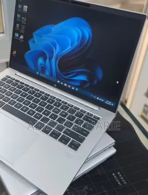 New Laptop HP EliteBook 840 G10 16GB Intel Core i7 SSD 512GB