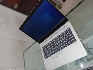 Photo - New Laptop HP EliteBook 840 G5 8GB Intel Core I5 SSD 512GB