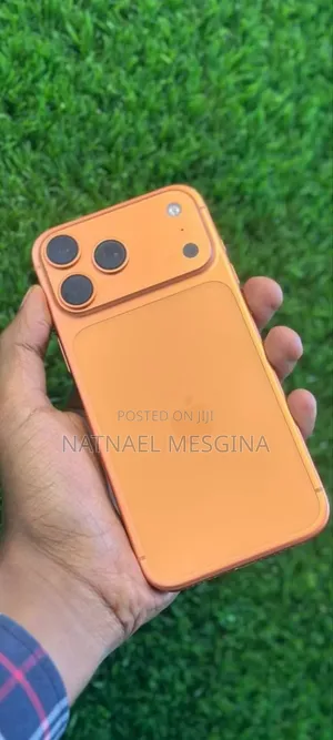 New Apple iPhone 17 Pro Max 256 GB Orange