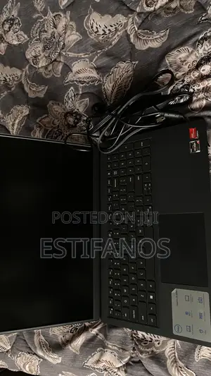 New Laptop Dell Inspiron 15 3000 8GB AMD Ryzen SSD 512GB
