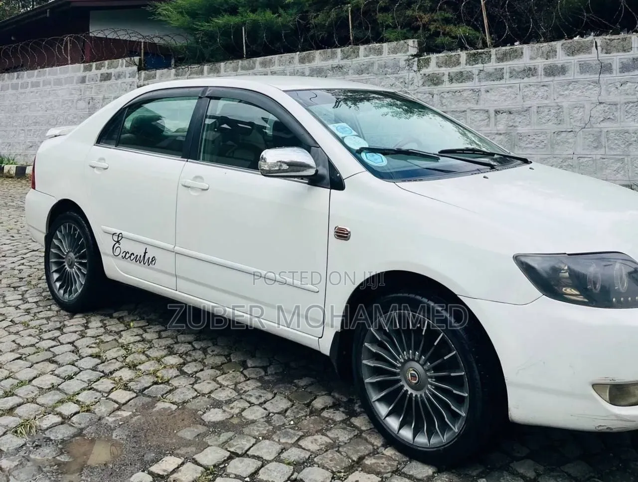 Toyota Corolla 2007 White