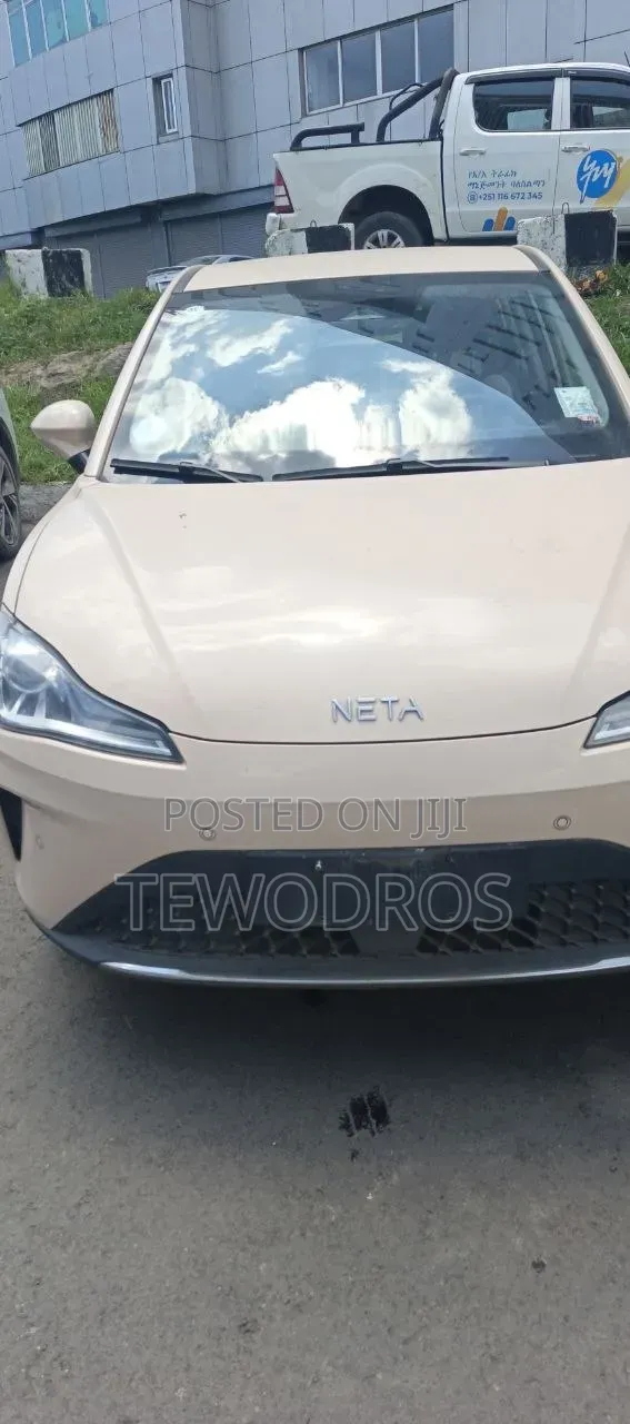 Car 2024 White