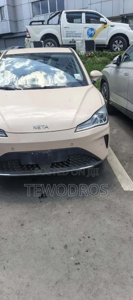 Car 2024 White