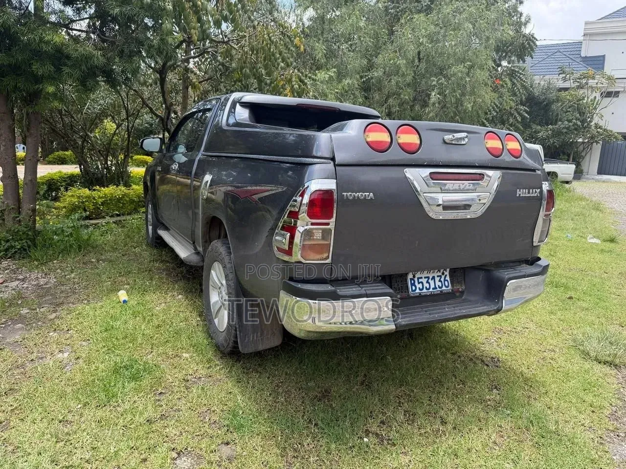 Toyota Hilux 2016 Burgundy