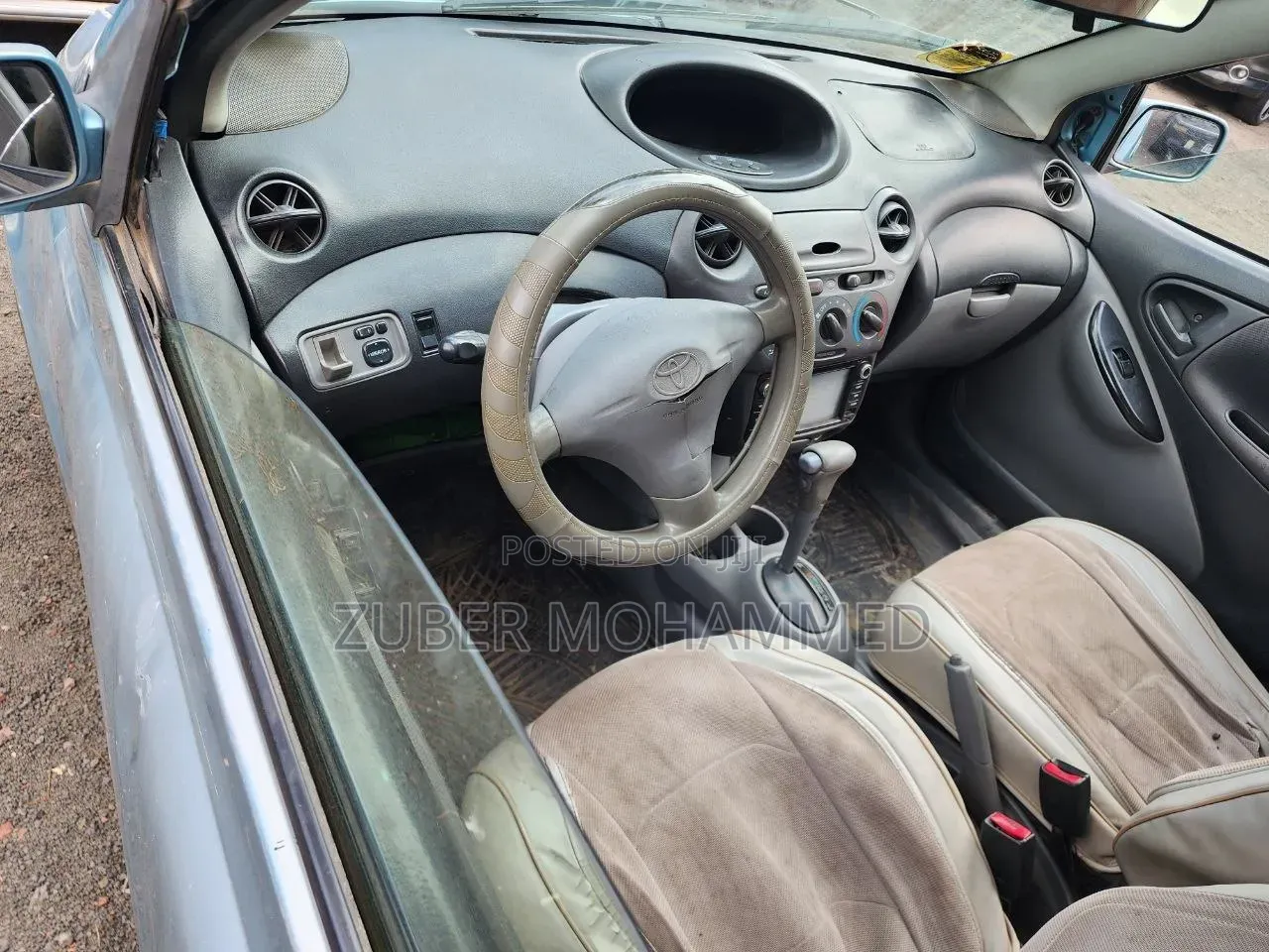 Toyota Vitz 2001 Blue