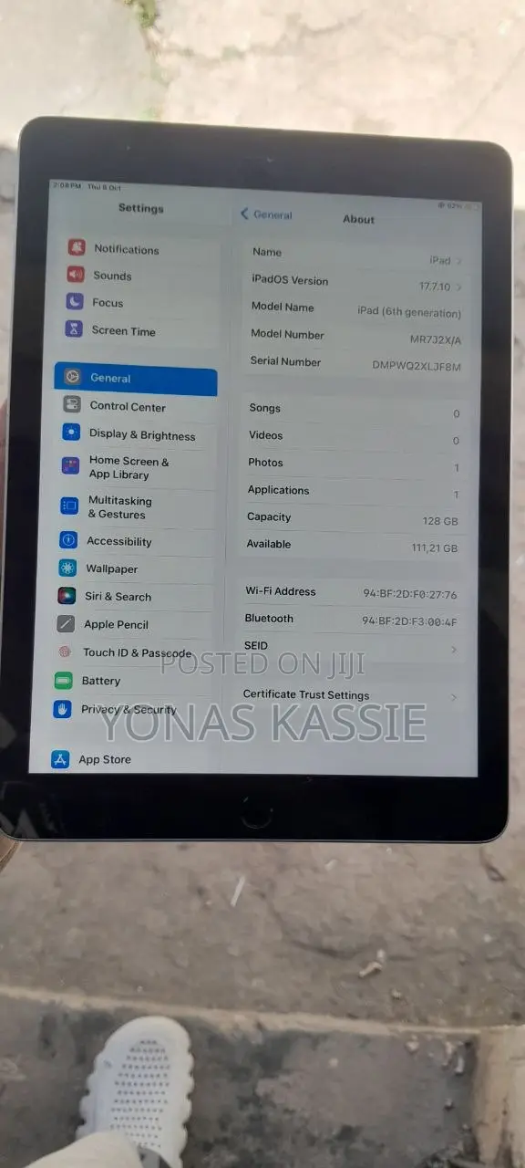 Apple iPad (2022) 128 GB Black