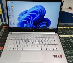New Laptop HP Stream Notebook 8GB AMD Ryzen 5 SSD 512GB