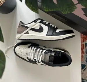 Nike Air Jordan 1 Low Mocha Men's Shoes - New Arrival