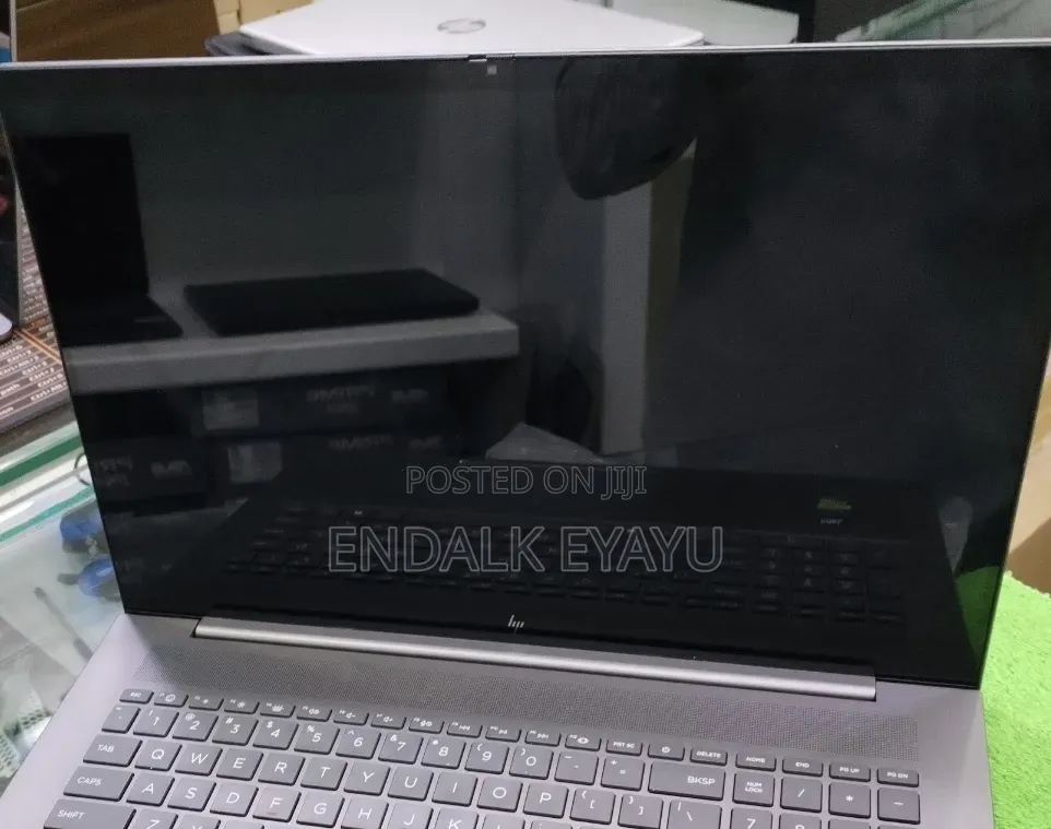 New Laptop HP Envy 17 16GB Intel Core Ultra 7 SSD 1T