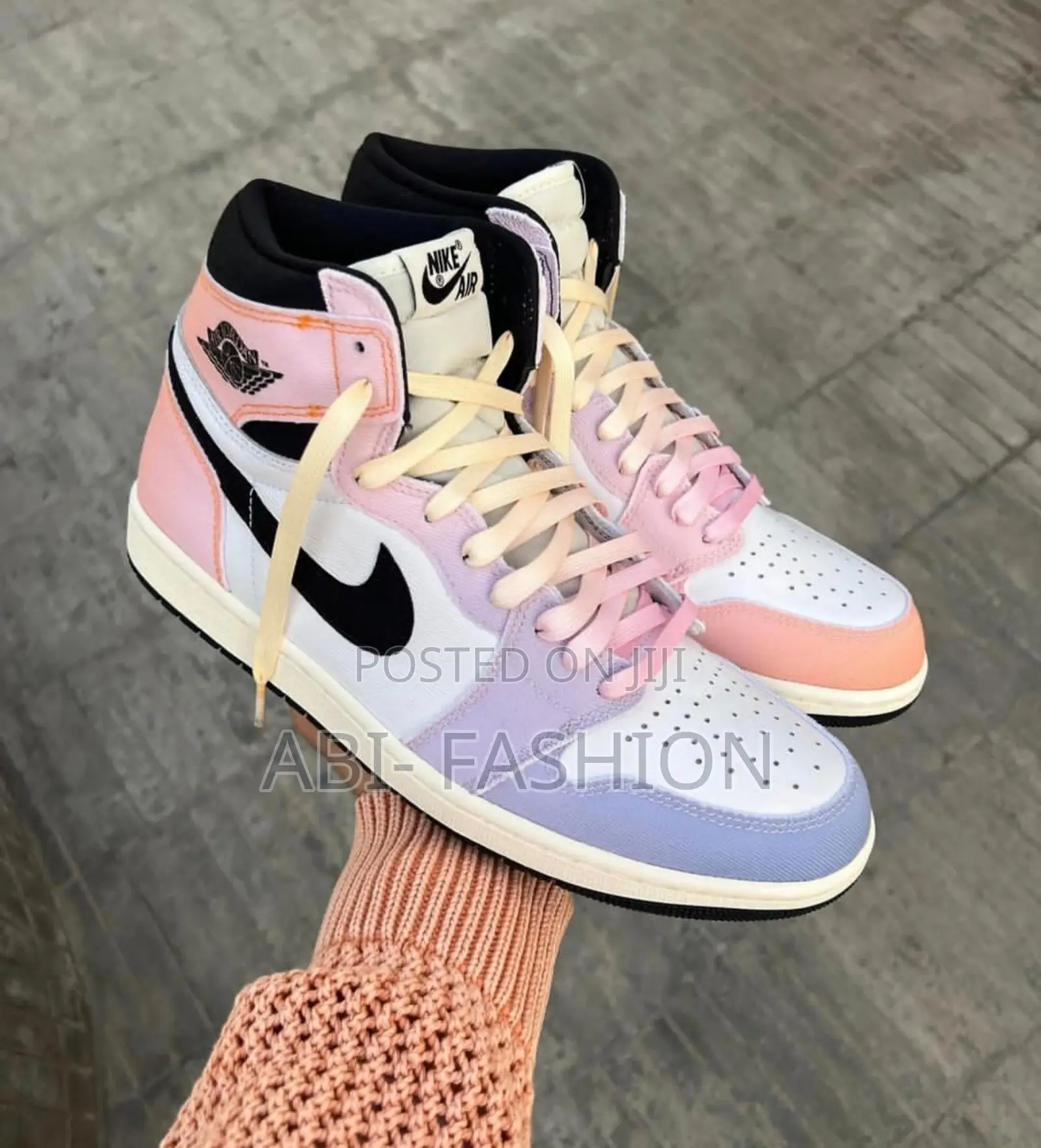 Nike Air Jordan 1 Retro OG Skyline - New Arrival