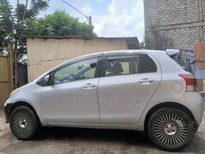 Toyota Yaris 2008 Silver