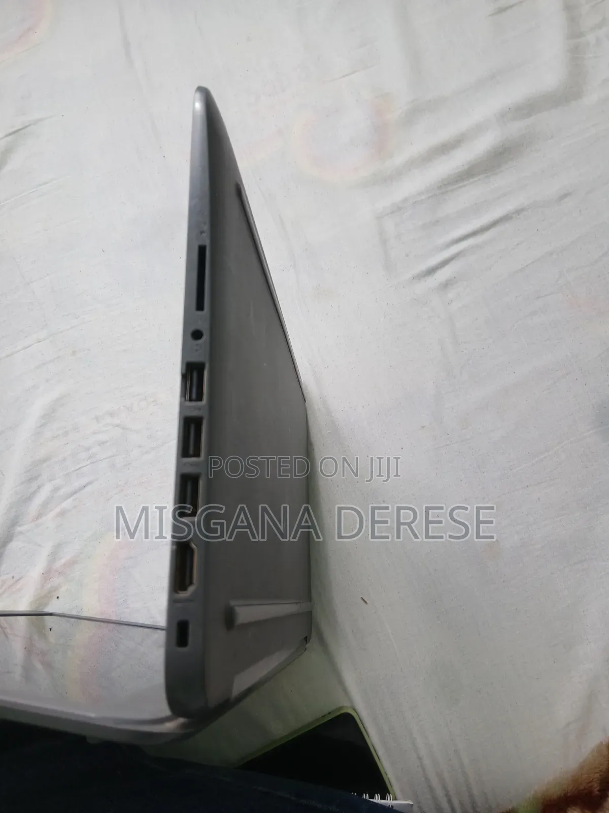 Laptop HP Stream Laptop 4GB Intel Celeron SSD 60GB
