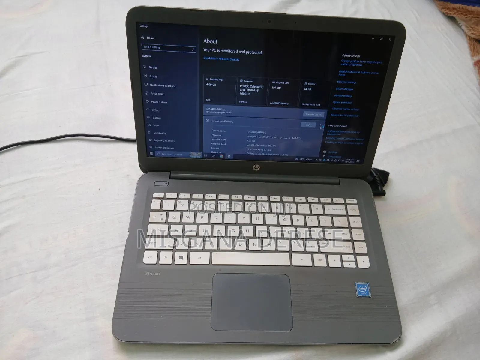 Laptop HP Stream Laptop 4GB Intel Celeron SSD 60GB