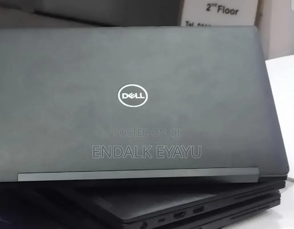 New Laptop Dell Latitude 7390 8GB Intel Core i5 SSD 256GB