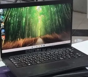New Laptop Dell Latitude 7390 8GB Intel Core i5 SSD 256GB