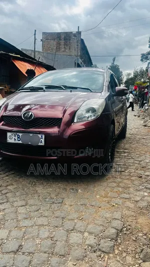 Toyota Yaris 2009 Burgundy