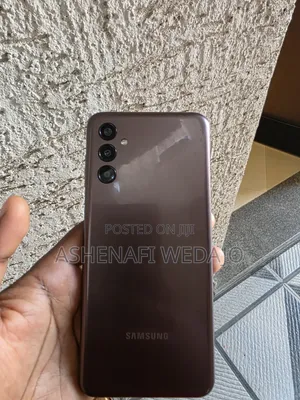 Samsung Galaxy M13 64 GB Bronze