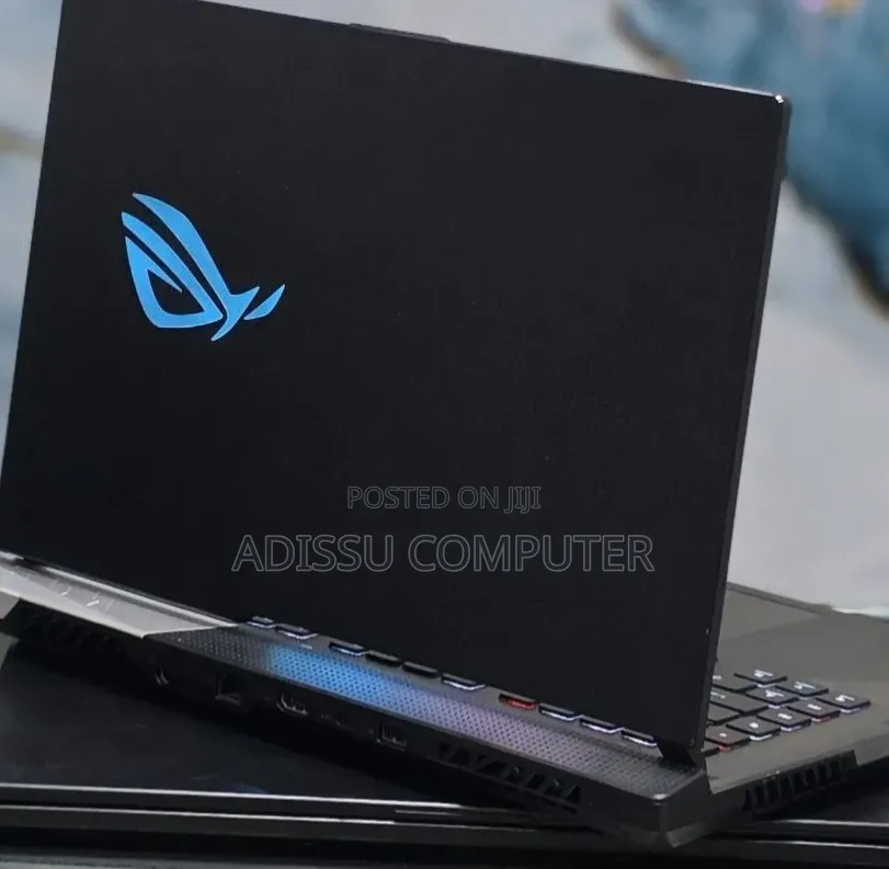 New Laptop Asus ROG Strix G15 32GB AMD Ryzen 7 SSD 1T
