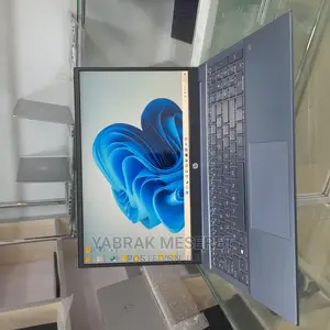 New Laptop HP 8GB Intel Core I7 SSD 512GB