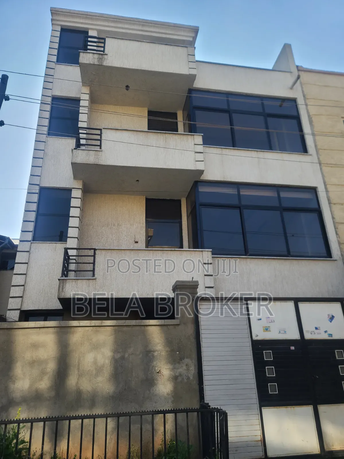 Furnished 7bdrm Apartment in ማህበር ቤት, Akaky Kaliti for sale