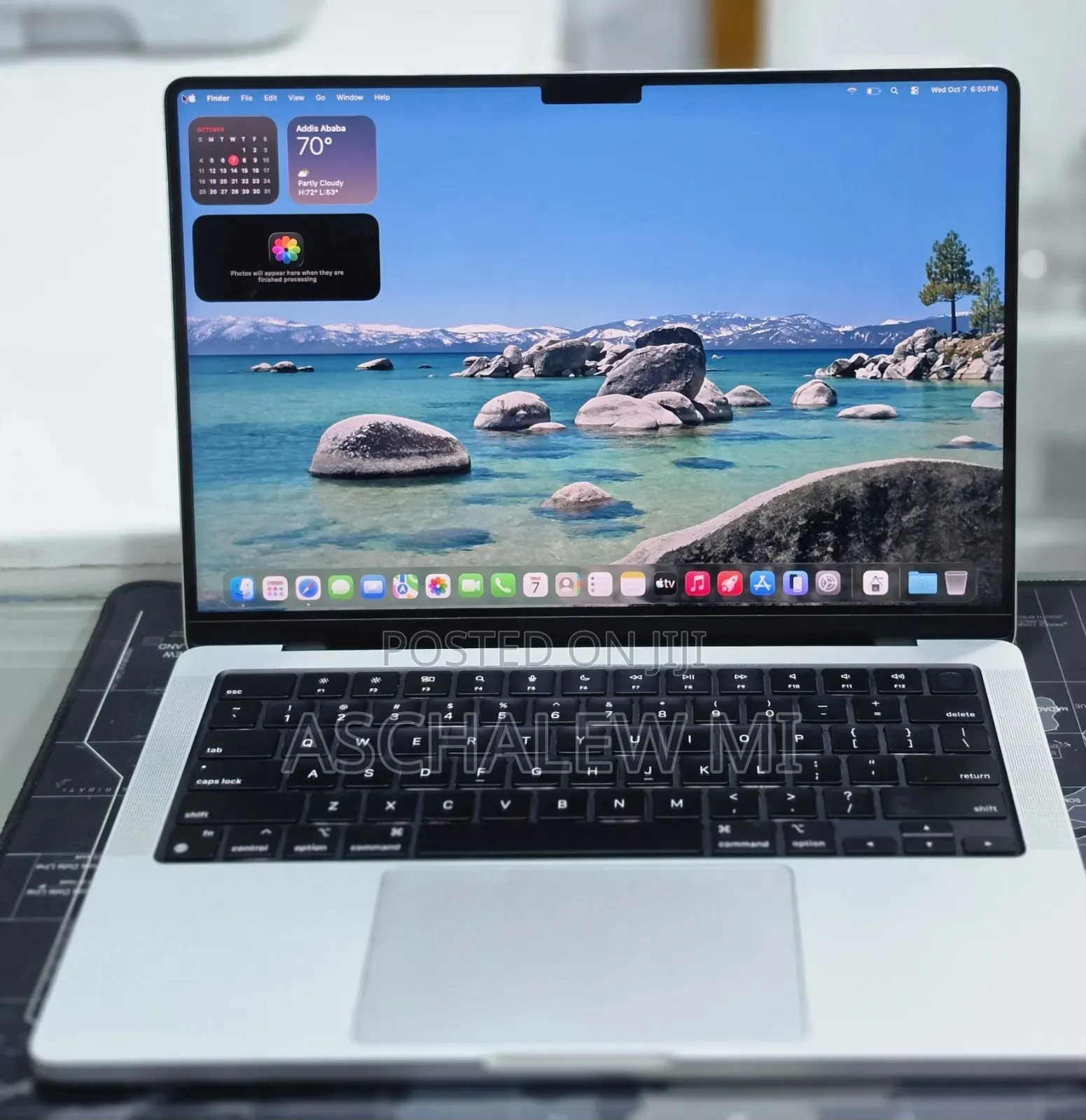 New Laptop Apple MacBook Pro 2024 M4 Pro 24GB Apple M4 Pro SSD 512GB