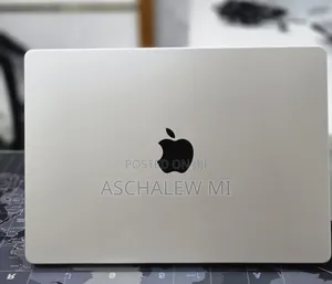 New Laptop Apple MacBook Pro 2024 M4 Pro 24GB Apple M4 Pro SSD 512GB