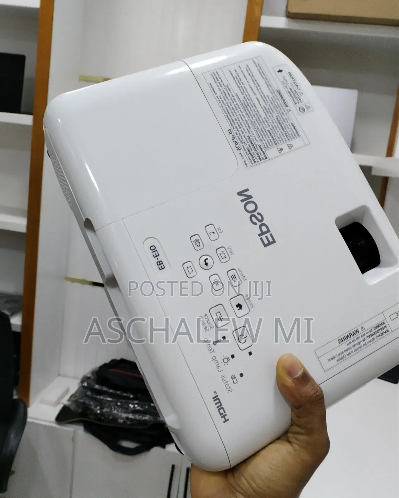 Brand New EPSON Projector With Bag , Remote 
Model