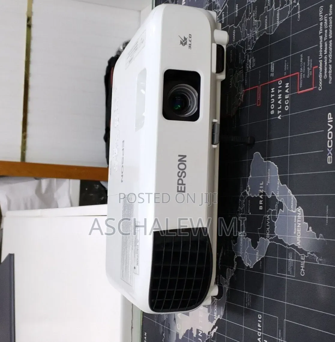 Brand New EPSON Projector With Bag , Remote 
Model