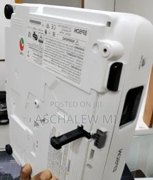 Brand New EPSON Projector With Bag , Remote 
Model