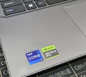 New Laptop MSI Vector GP68 HX 13V 32GB Intel Core i9 SSD 1T
