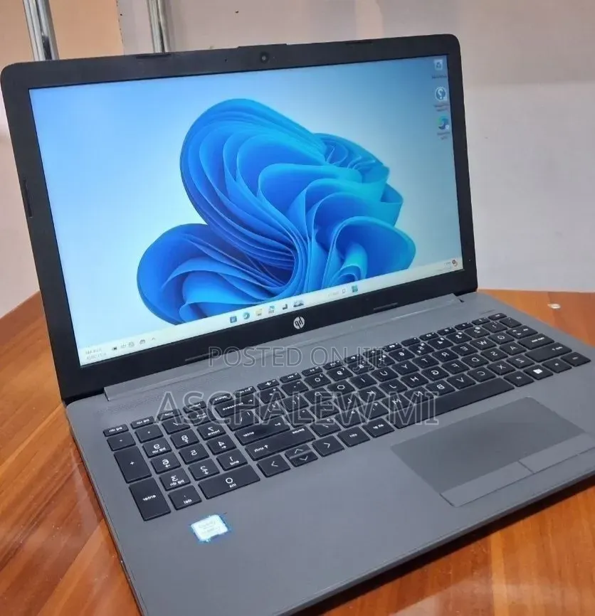 New Laptop HP Stream Notebook 8GB Intel Core i7 SSD 256GB