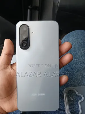 New Samsung Galaxy A17 128 GB Silver