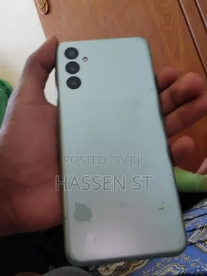 Samsung Galaxy M13 64 GB Silver
