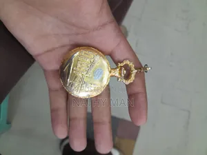 Vintage-Style Gold Quartz Pocket Watch