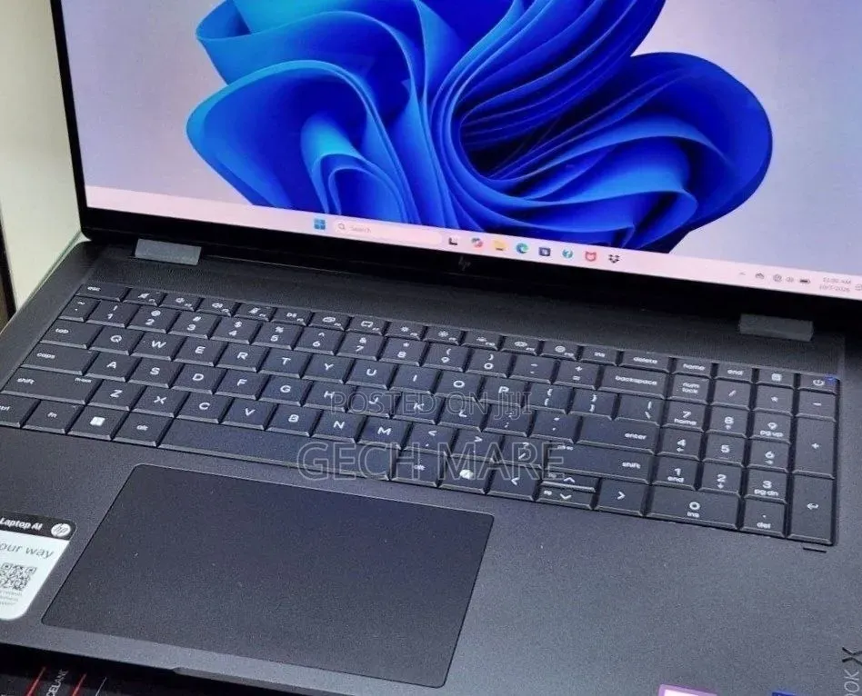 New Laptop HP OmniBook 5 14" 16GB Intel Core Ultra 7 SSD 1T