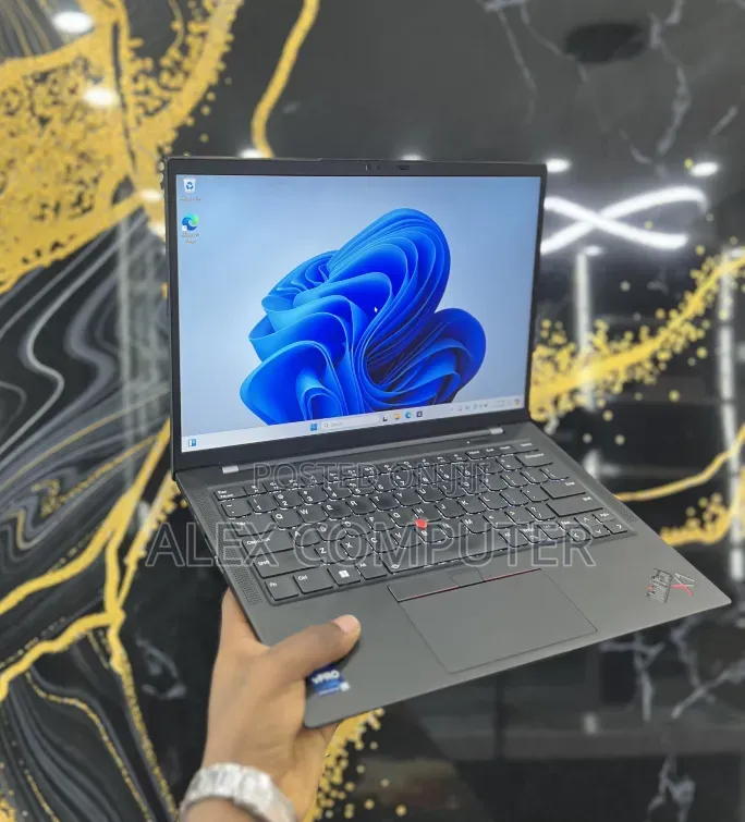 New Laptop Lenovo ThinkPad X1 Carbon 16GB Intel Core i7 SSD 512GB