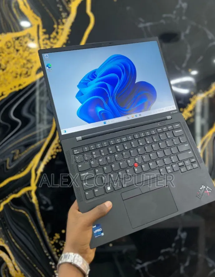 New Laptop Lenovo ThinkPad X1 Carbon 16GB Intel Core i7 SSD 512GB
