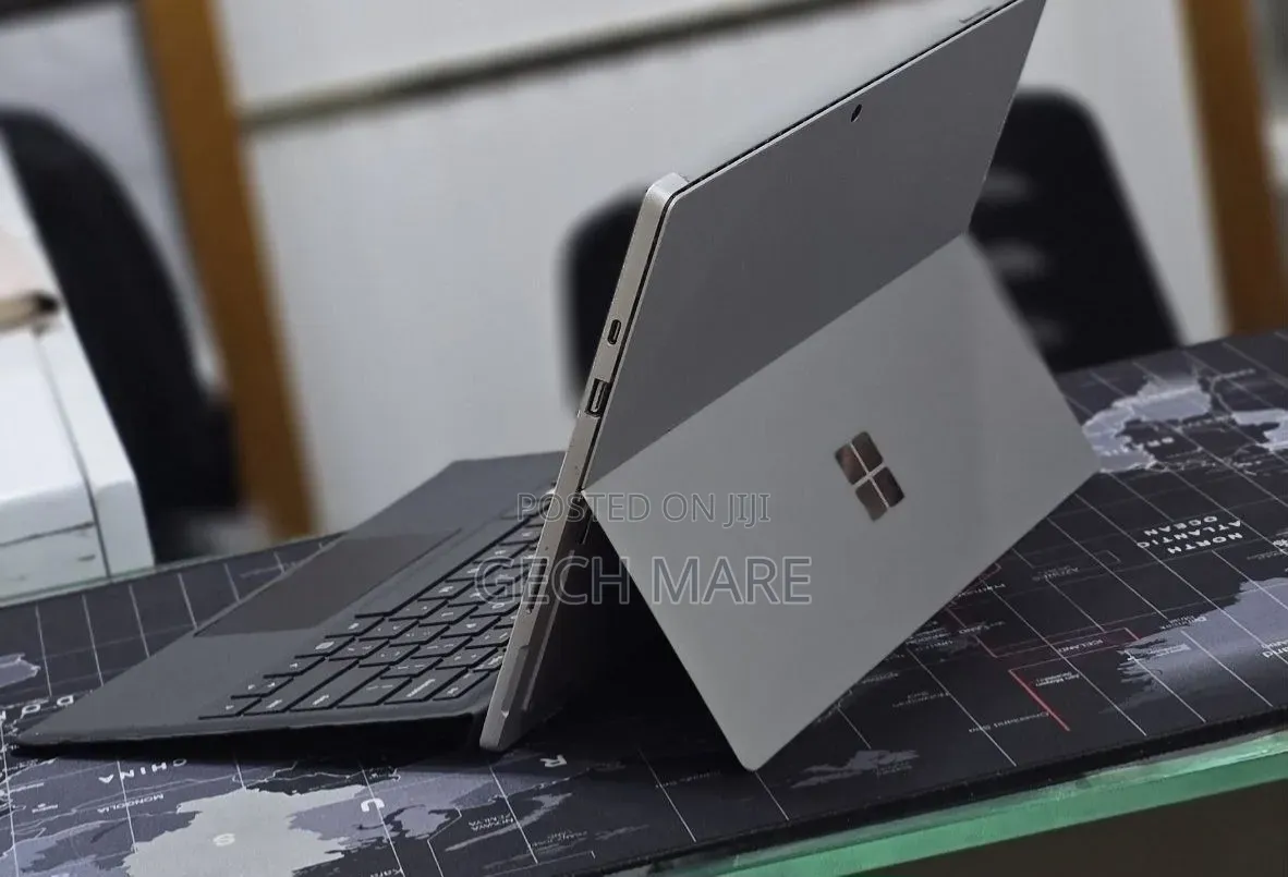 New Laptop Microsoft Surface Pro 7 16GB Intel Core i5 SSD 256GB